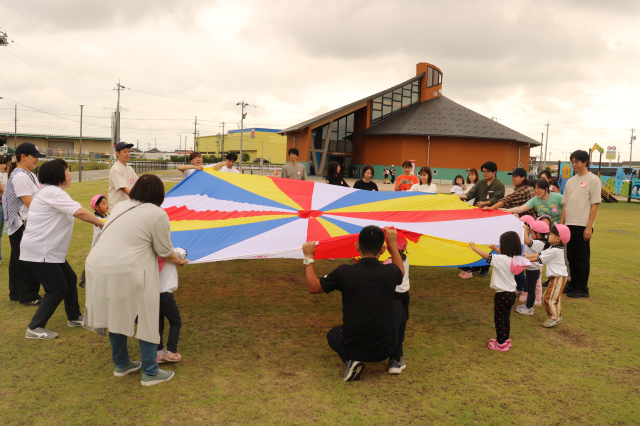１０月の最新情報（親子遠足・交通安全教室・芋掘り・報恩講）を更新しました。