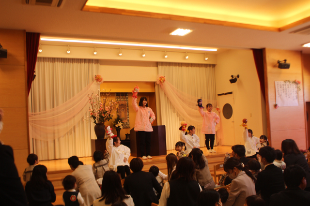 ４月の最新情報（入園式・好きな遊びみーつけた！（０、１、２歳児）・保育園楽しいな！（３、４、５歳児）・英語教室（ぱんだ組）